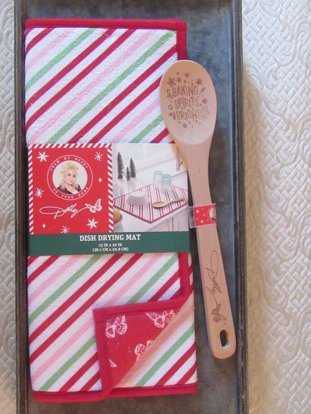 NWT Dolly Reversible Dish Drying Terry Cloth Mat and Wooden decorative Spoon